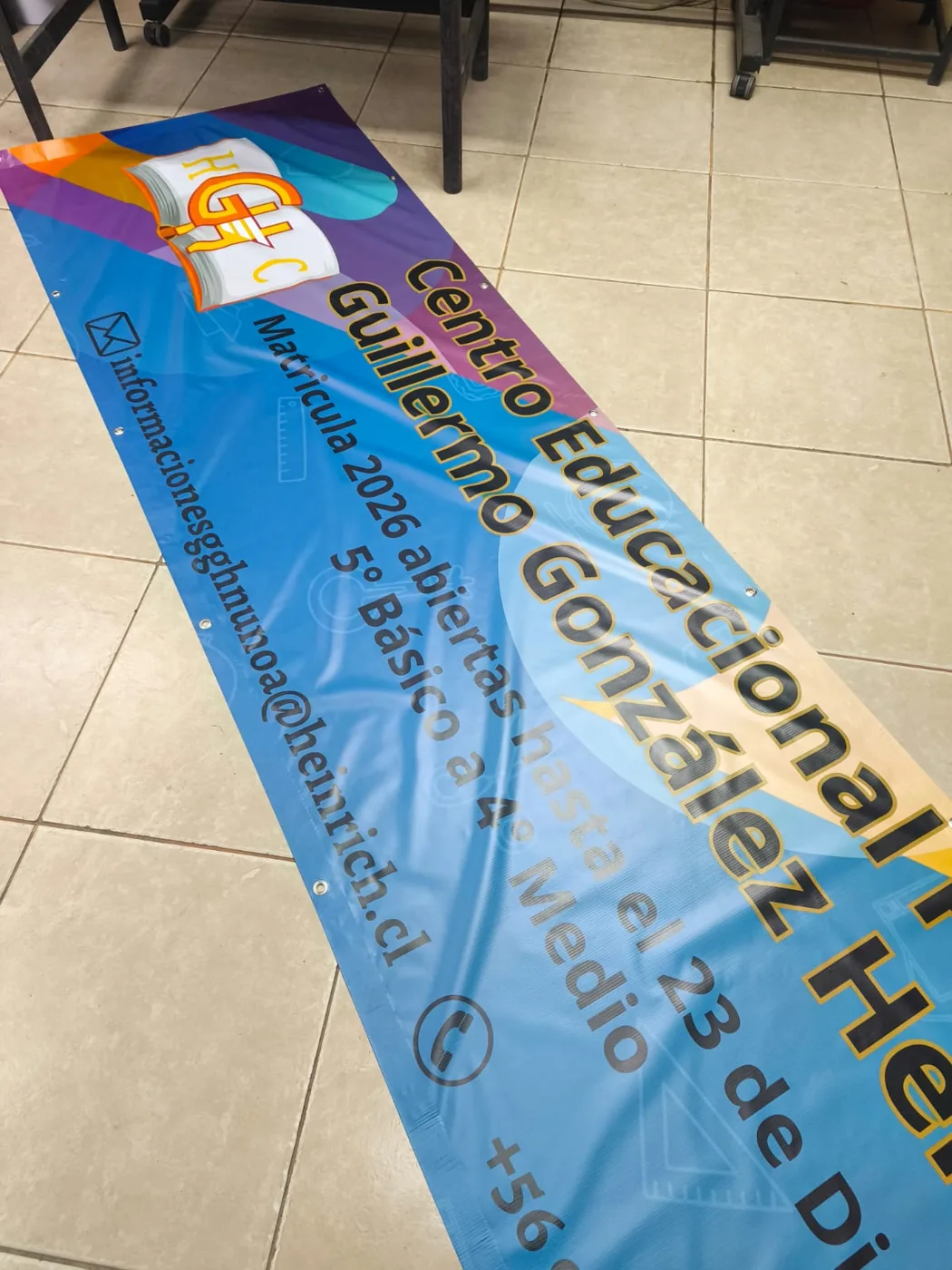 Lienzo Centro Educacional Guillermo González impreso en tela PVC