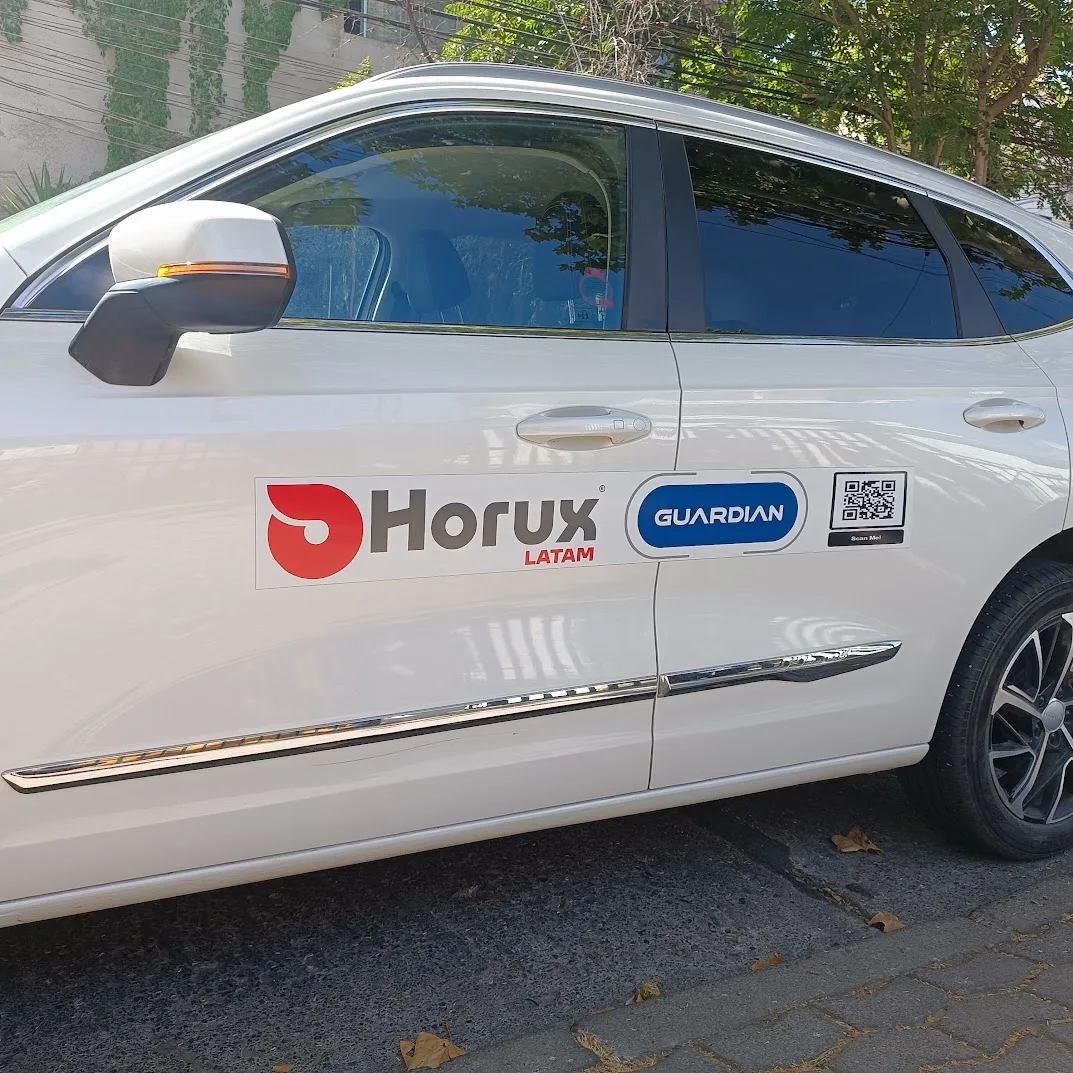 Magnético vehicular corporativo Horux Guardian