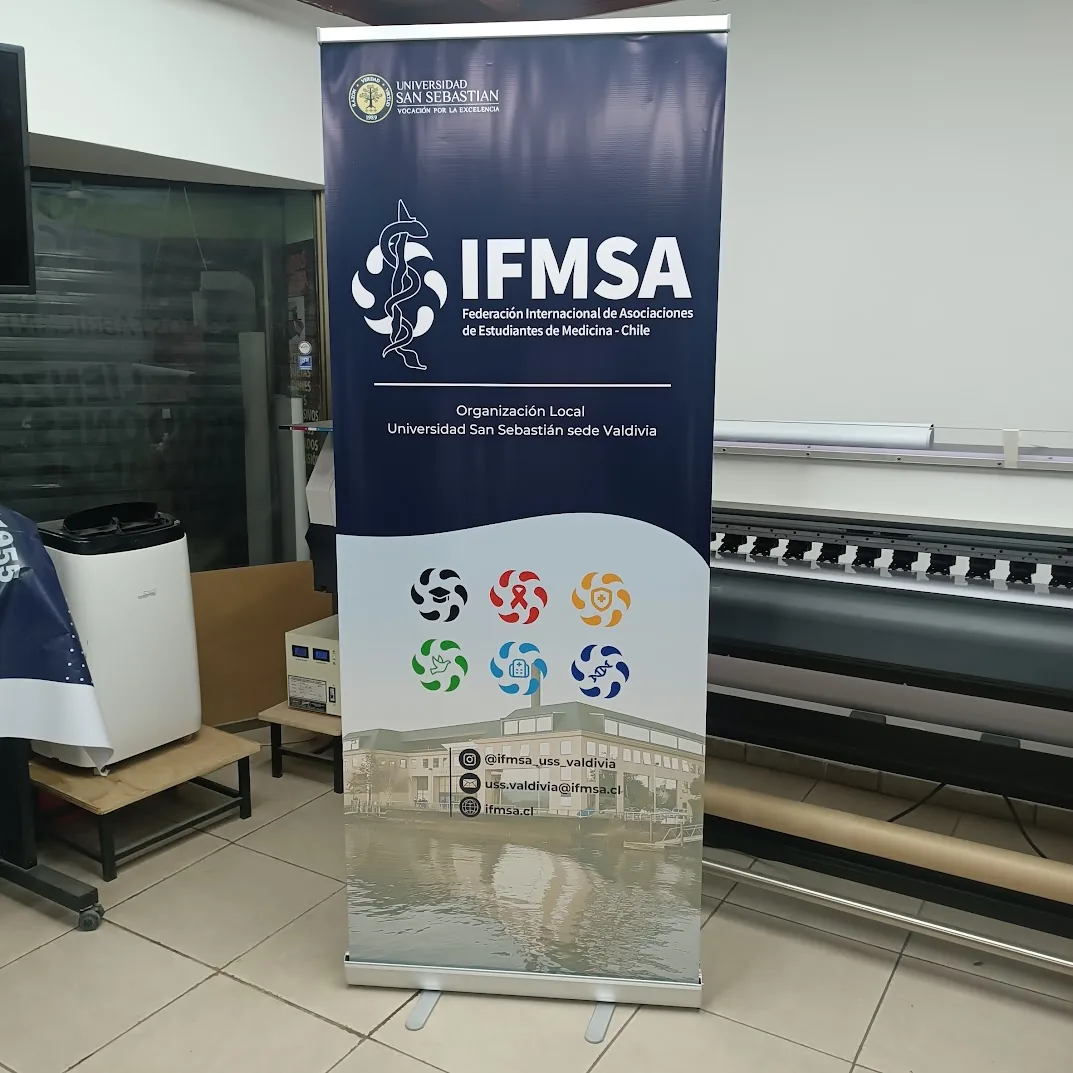 Pendón roller académico IFMSA